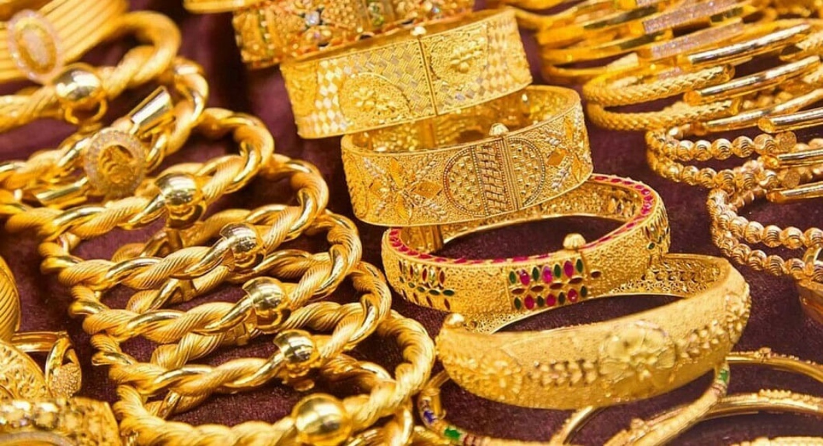 Gold Price, Feb 5: 18k, 22k, 24k Yellow Metal Prices Hit All-Time High, Why? 