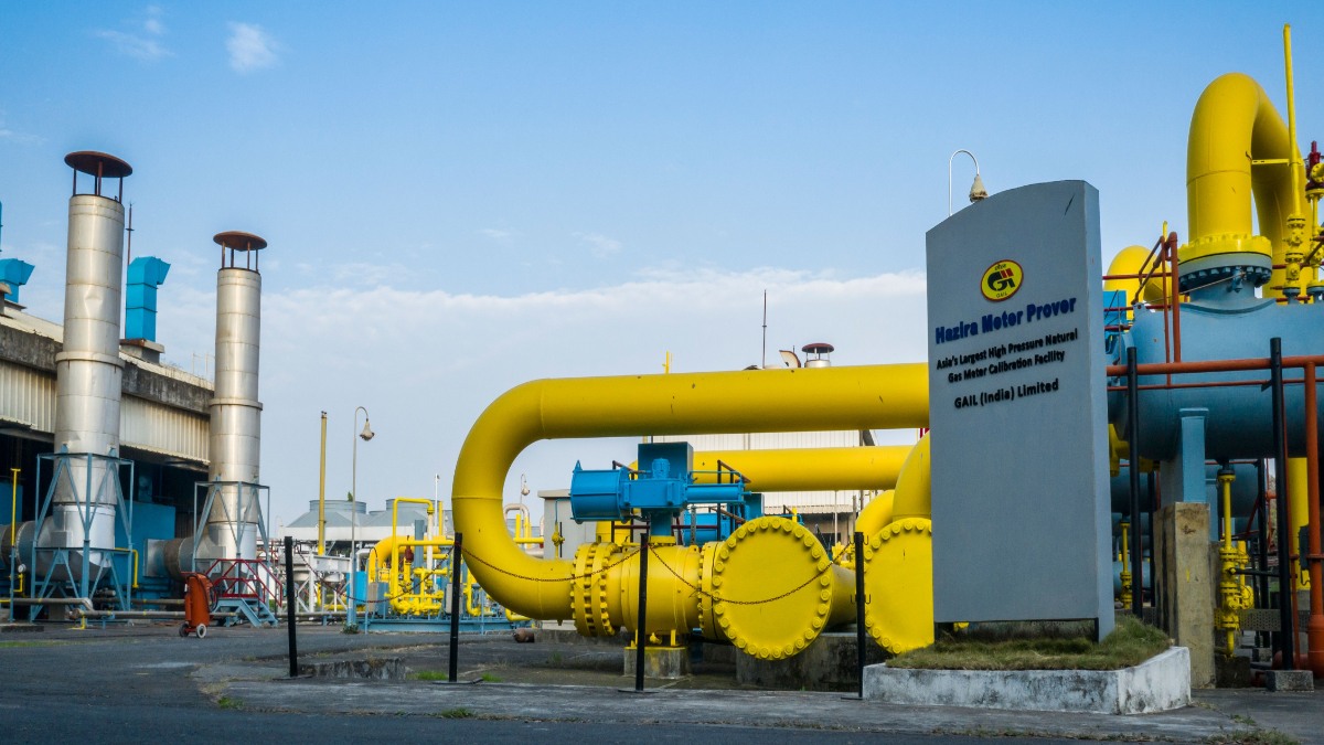 Maharatna Oil & Gas PSU GAIL (India) To Consider Dividend Again, Shares End Lower 