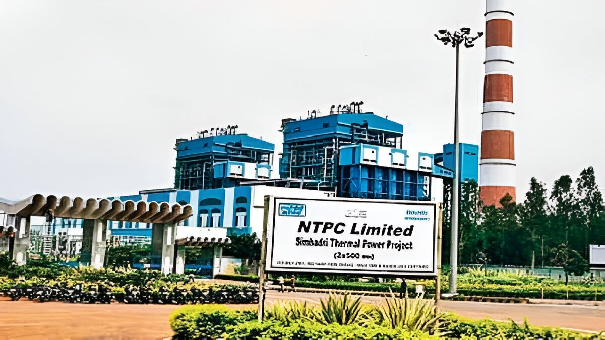 NTPC Dividend Soon: Maharatna PSU Shares Slip 5.20% In 1-Month